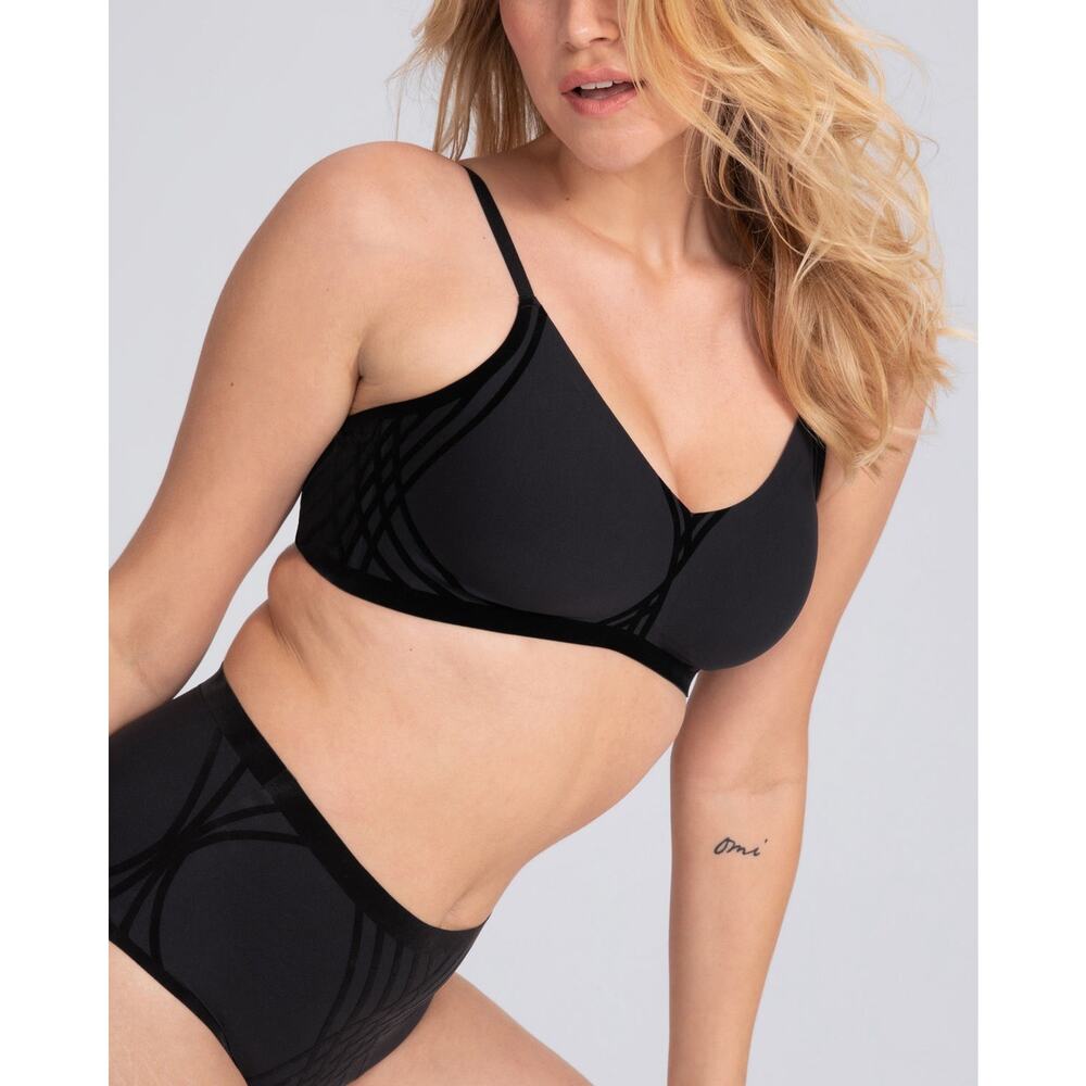 Honeylove Liftwear Silhouette Wireless Black Bra Vamp Smoothing Sz M 34 C/D - Picture 2 of 12
